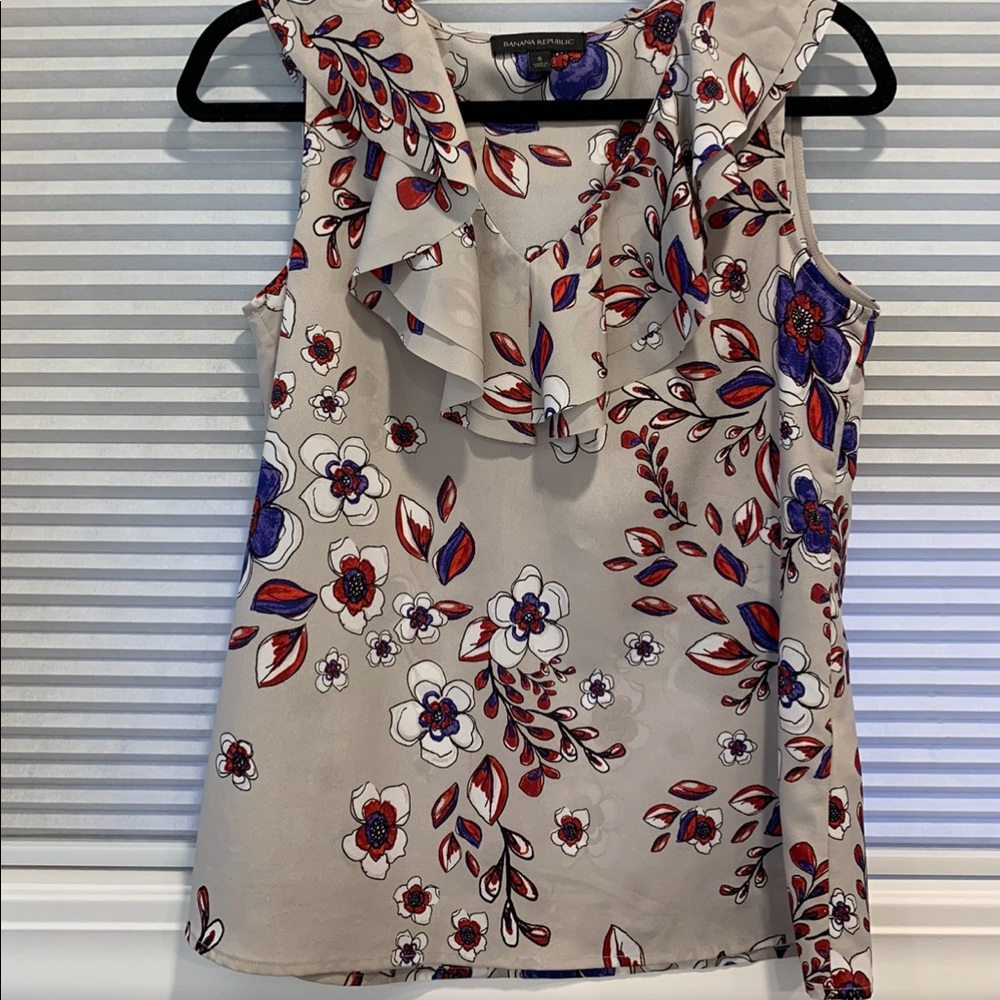 Banana Republic Size S Purple&Gray Floral Blouse